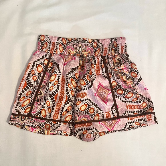 Forever 21 Pants - Pink print shorts
